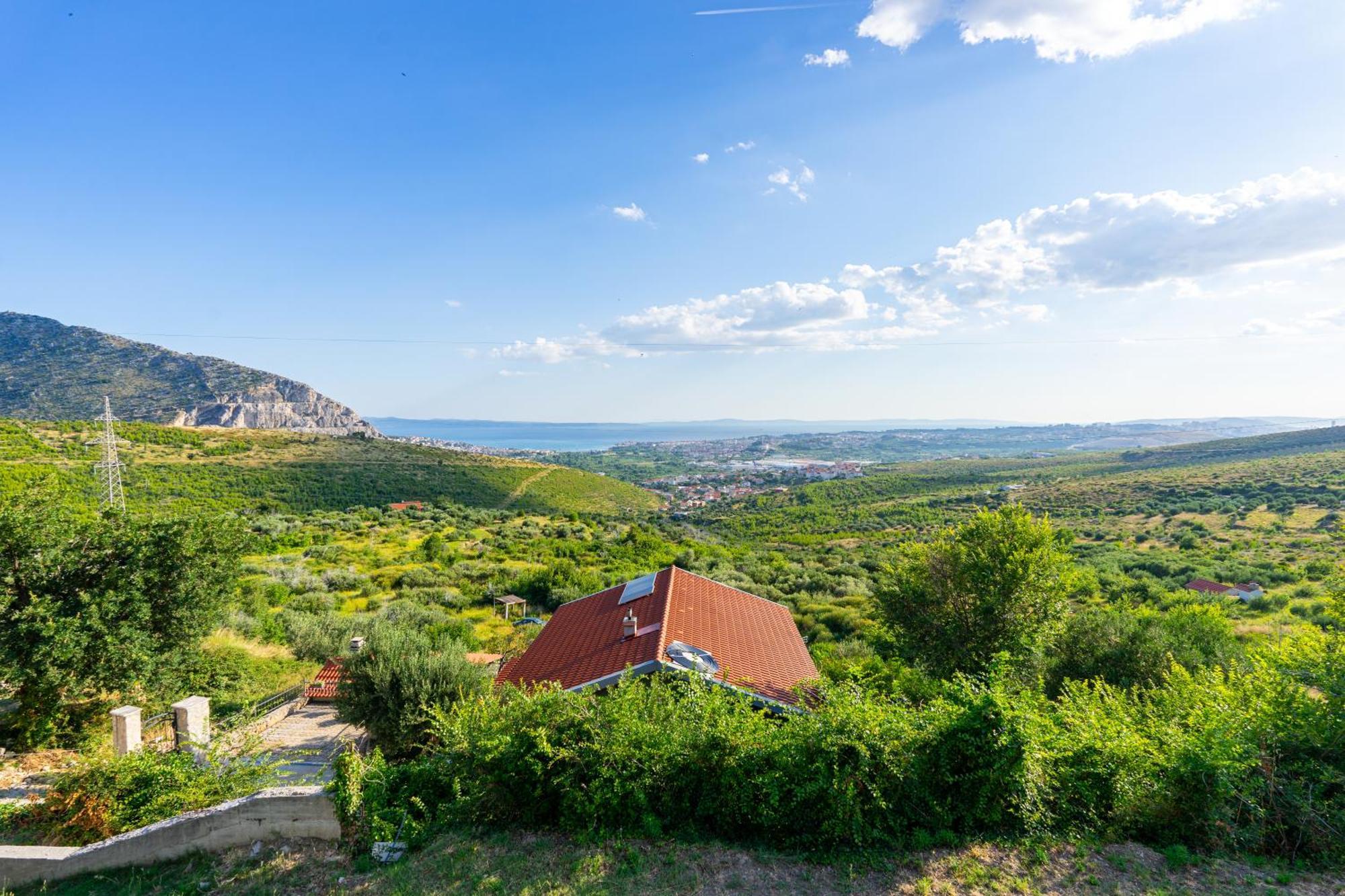 Willa Olive Garden House In Zrnovnica With A View & Bbq Zewnętrze zdjęcie
